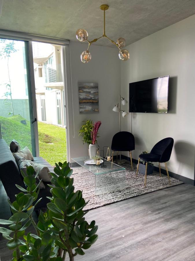 Comodo Y Elegante Apartamento En Fabuloso Condo! سان هوزيه المظهر الخارجي الصورة
